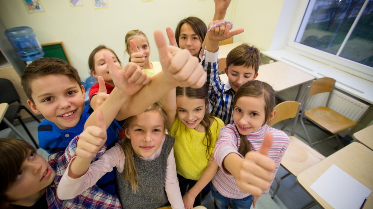 Schüler freuen sich